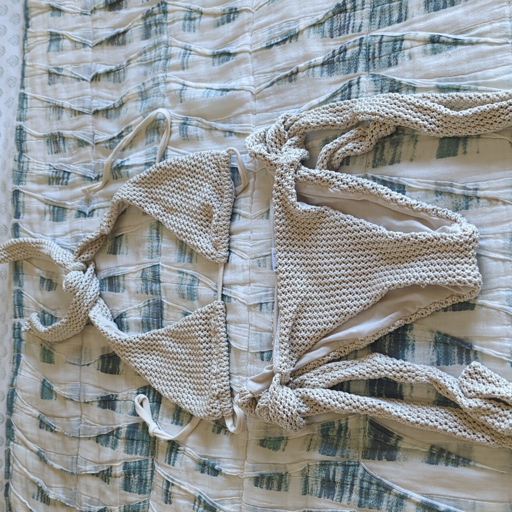 ASOS crotchet bikini set - cream/stone - US size 6-8